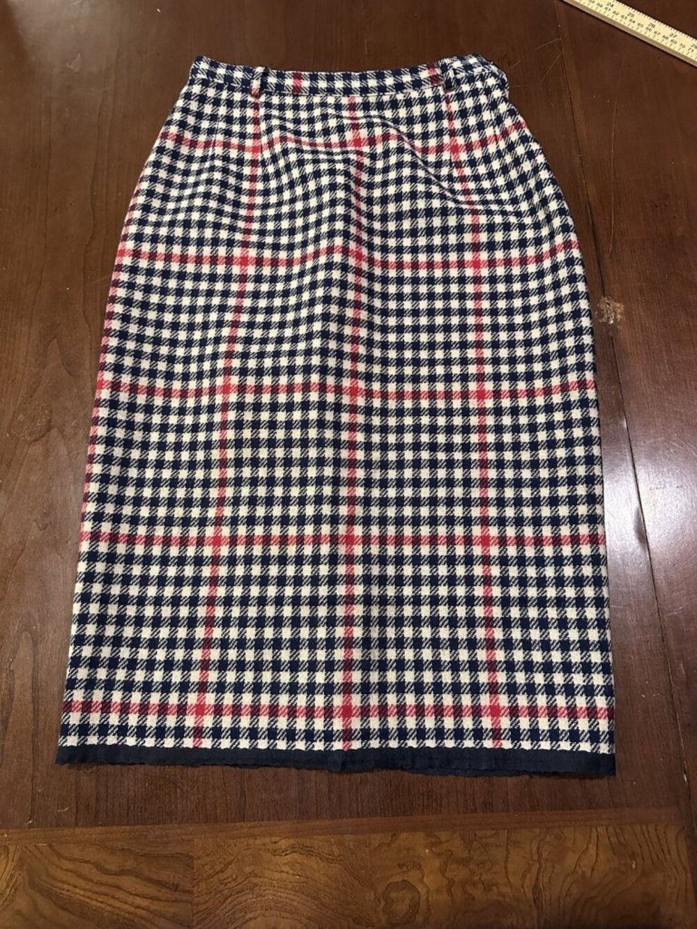 Vintage Womens 1960s Blue Red Plaid Wool Skirt Country Set Margit XS Classic